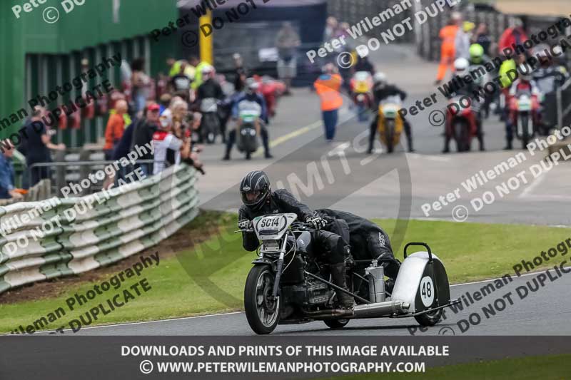 Vintage motorcycle club;eventdigitalimages;mallory park;mallory park trackday photographs;no limits trackdays;peter wileman photography;trackday digital images;trackday photos;vmcc festival 1000 bikes photographs